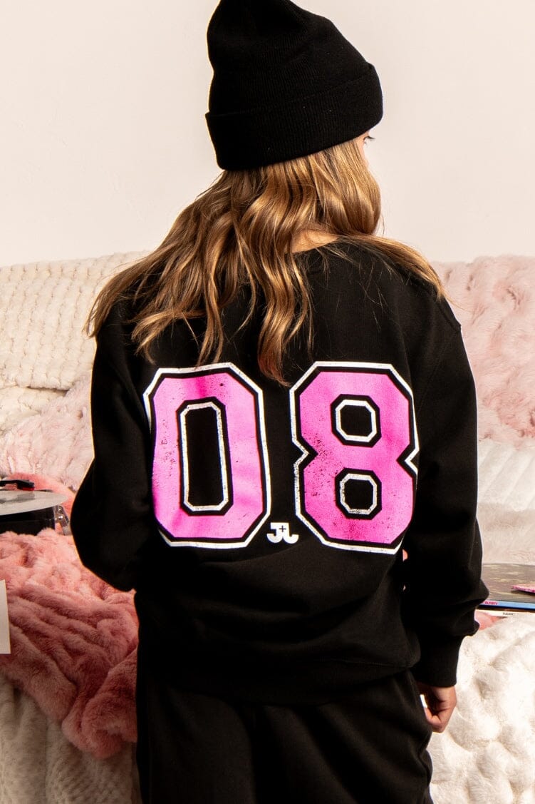 model_info_ Height: 4'9" Size: YM 